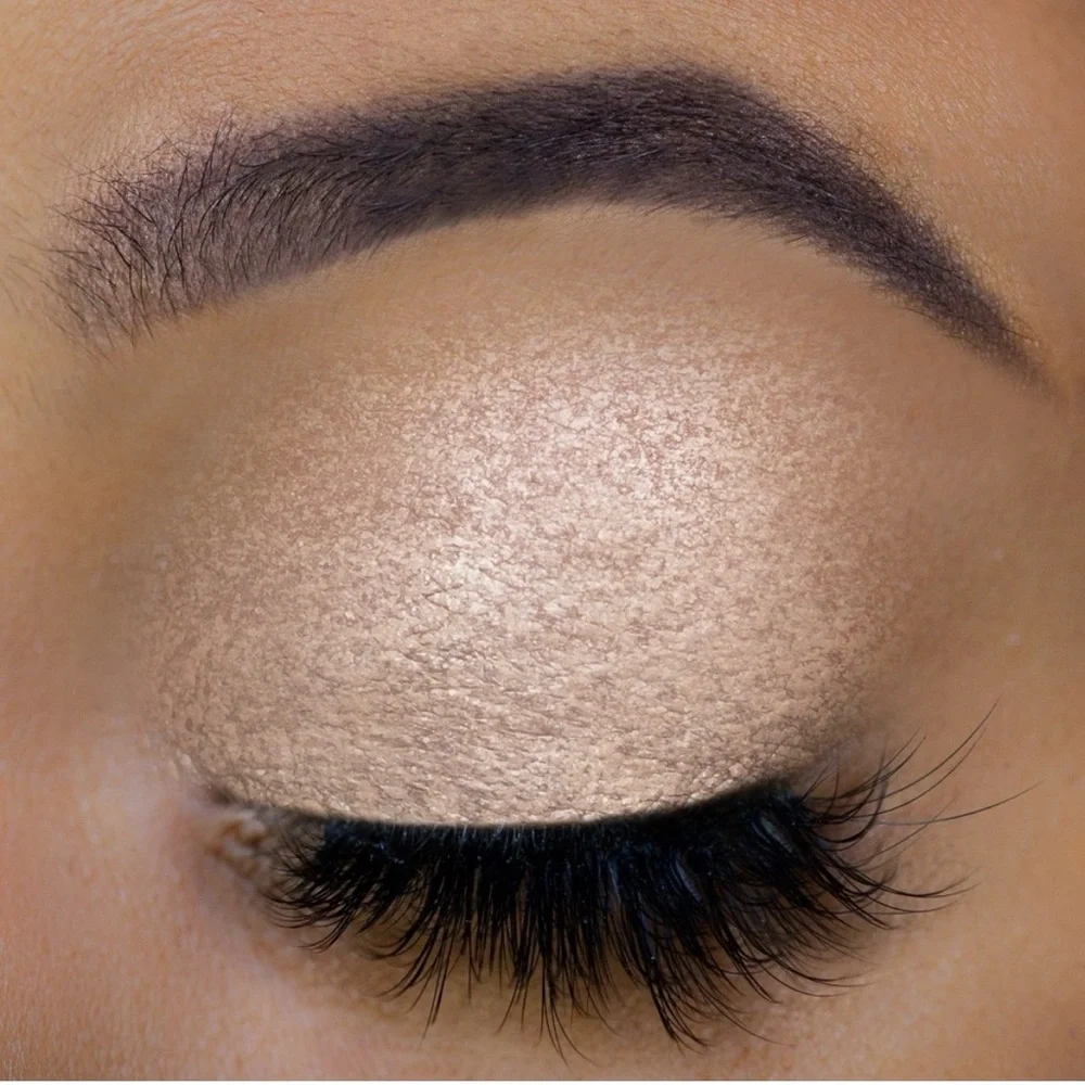 Shadow Sense by Senegence. Shade: Sandstone Pearl Glitter, NWT.